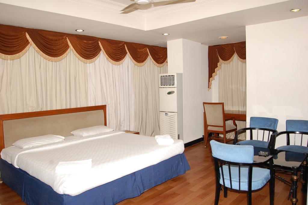 Hotel Sitara Residency Hajdarábád Pokoj fotografie